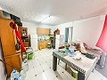 Geräumiges Landhaus mit 8 Zimmern zum Renovieren in Yecla in Daft on Spain 