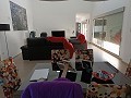 Villa grande de 4 dormitorios y 2 baños muy cerca de Yecla in Daft on Spain 