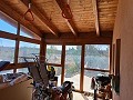 Luxuriöses Holzhaus mit 7 Schlafzimmern und 4 Bädern in Daft on Spain 