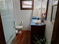 Luxuriöses Holzhaus mit 7 Schlafzimmern und 4 Bädern in Daft on Spain 