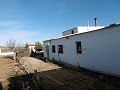 Grande Maison de Campagne avec Piscine & Vignoble in Daft on Spain 