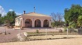 Beautiful Country Villa With Pool And Land in Daft on Spain 