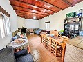 Magnificent country house with renovation potential in Almansa in Daft on Spain 
