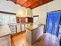 Magnificent country house with renovation potential in Almansa in Daft on Spain 