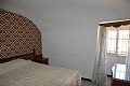 Maison troglodyte de 4 chambres sur un immense terrain in Daft on Spain 