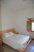 Maison troglodyte de 4 chambres sur un immense terrain in Daft on Spain 
