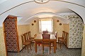 Maison troglodyte de 4 chambres sur un immense terrain in Daft on Spain 