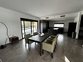 Moderne Villa mit 5 Schlafzimmern und 3 Badezimmern in Macisvenda in Daft on Spain 