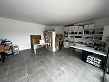Moderne Villa mit 5 Schlafzimmern und 3 Badezimmern in Macisvenda in Daft on Spain 