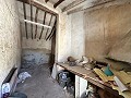 Charmant landhuis om te renoveren in Monóvar in Daft on Spain 