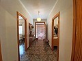 3 Bedroom house with large courtyard in Pinoso in Daft on Spain 