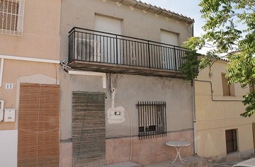 4 Bed Village House with Land