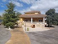 Großes Haus im Dorf in der Nähe von Pinoso und Monovar in Daft on Spain 