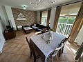 Amazing semi-detached villa in Petrer in Daft on Spain 