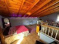 Amazing semi-detached villa in Petrer in Daft on Spain 