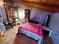 Amazing semi-detached villa in Petrer in Daft on Spain 