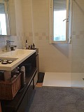 Amazing semi-detached villa in Petrer in Daft on Spain 