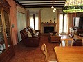 Wunderschöne Villa mit Pool und Garten in Pinoso in Daft on Spain 