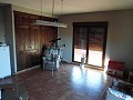 Wunderschöne Villa mit Pool und Garten in Pinoso in Daft on Spain 