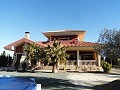 Wunderschöne Villa mit Pool und Garten in Pinoso in Daft on Spain 