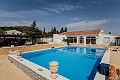 Prachtige vrijstaande villa in Yecla met zwembad en garage in Daft on Spain 