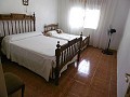 Geweldige villa op 4 km van Yecla in Daft on Spain 