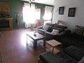Villa mit Gästehaus und Pool in Daft on Spain 