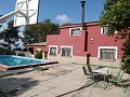 Villa mit Gästehaus und Pool in Daft on Spain 