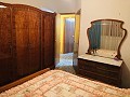 Landhaus mit Renovierungspotenzial und endlosen Möglichkeiten in Yecla in Daft on Spain 