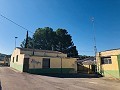 Landhaus mit Renovierungspotenzial und endlosen Möglichkeiten in Yecla in Daft on Spain 