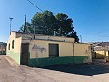 Landhaus mit Renovierungspotenzial und endlosen Möglichkeiten in Yecla in Daft on Spain 