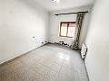 Groot huis met 2 verdiepingen in Pinoso in Daft on Spain 