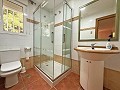 Villa mit 7 Schlafzimmern und 4 Badezimmern in Elda in Daft on Spain 