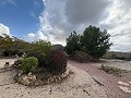 5 Bed  Villa with Guest House in Daft on Spain 