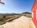 Charmante Villa de 4 Chambres avec de Superbes Vues Panoramiques in Daft on Spain 