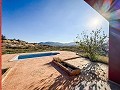 Charmante Villa de 4 Chambres avec de Superbes Vues Panoramiques in Daft on Spain 
